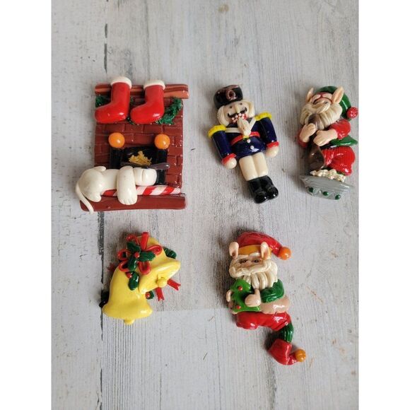 Vintage fireplace stalking dog elf Santa Claus Nutcracker magnet Xmas decor - Picture 2 of 9